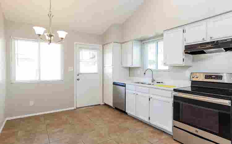 Quick rental - Two bedroom 