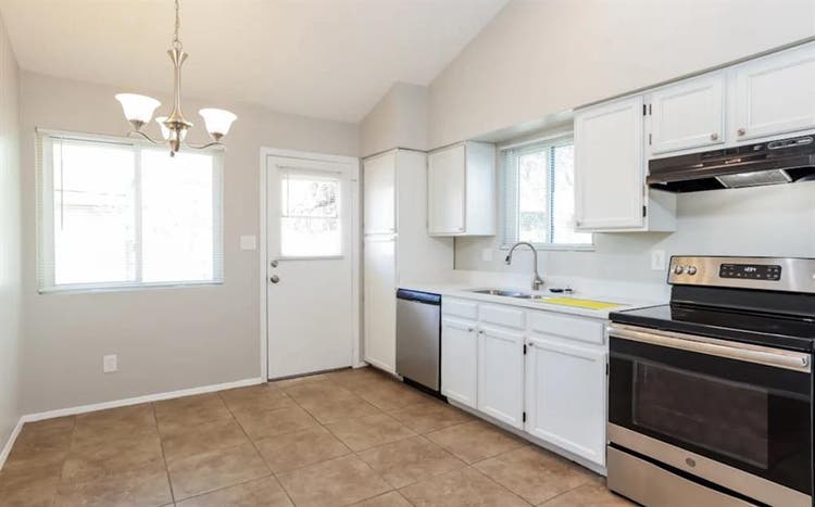 Quick rental - Two bedroom 