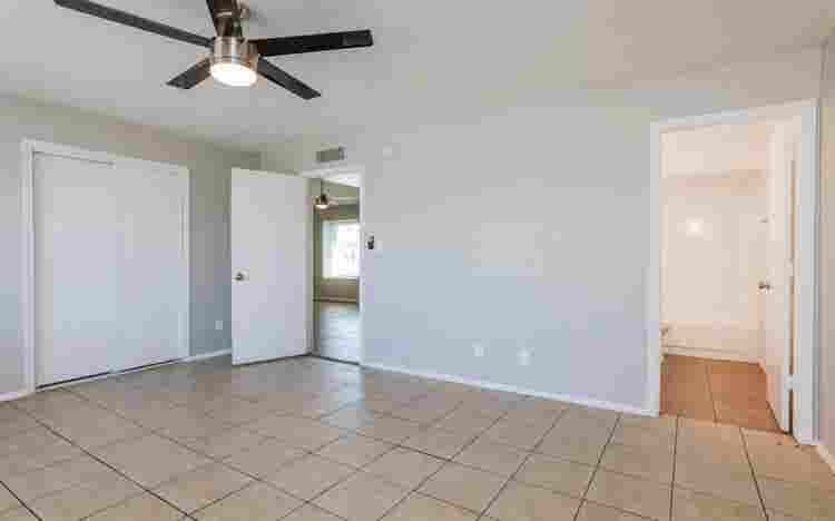 Quick rental - Two bedroom 
