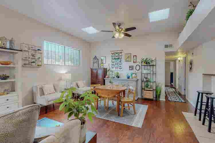 2 bedrooms; 2 private bathrooms
