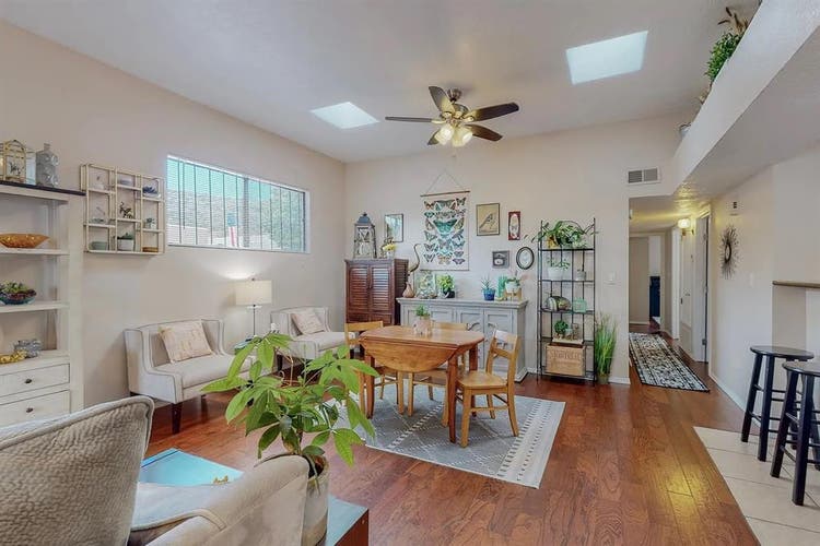 2 bedrooms; 2 private bathrooms