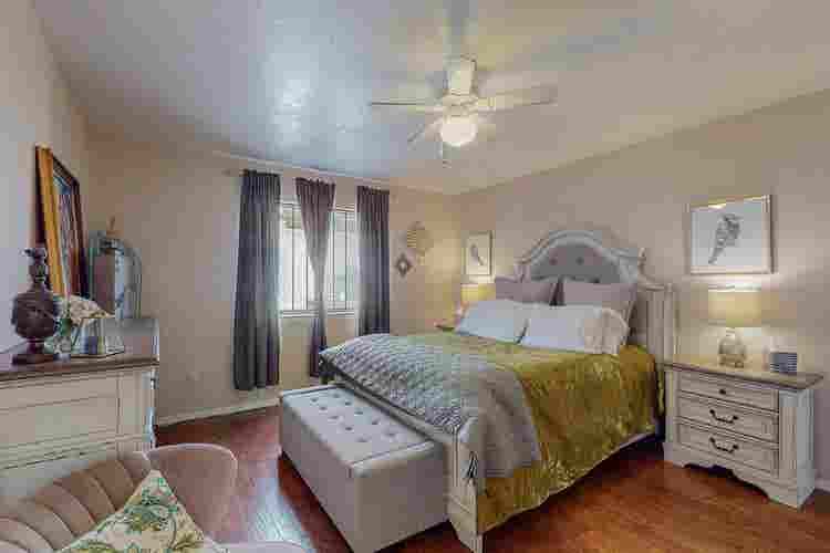 2 bedrooms; 2 private bathrooms