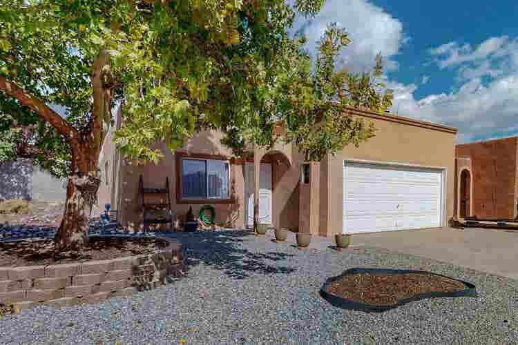 2 bedrooms; 2 private bathrooms