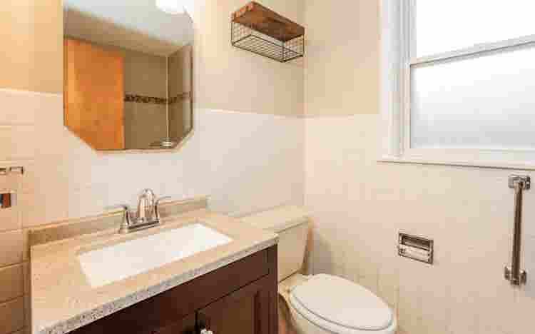 Nice Three bedroom unit - Evanston