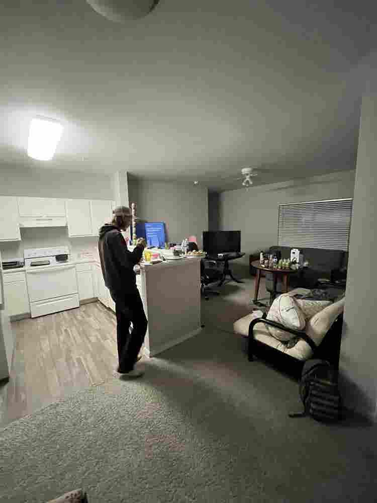 Apartment off of Jones rd