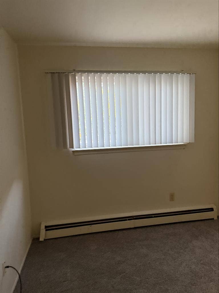 One Bedroom open for rent !