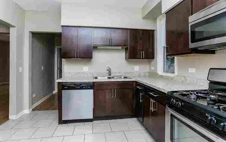 Nice three bedroom - Forest park