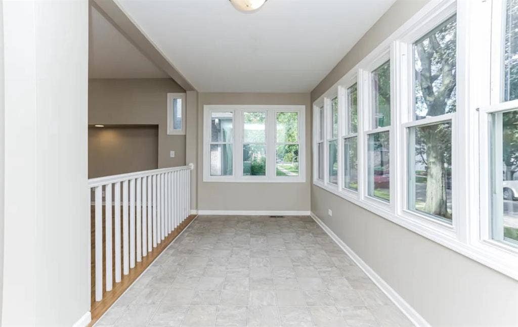 Nice three bedroom - Forest park