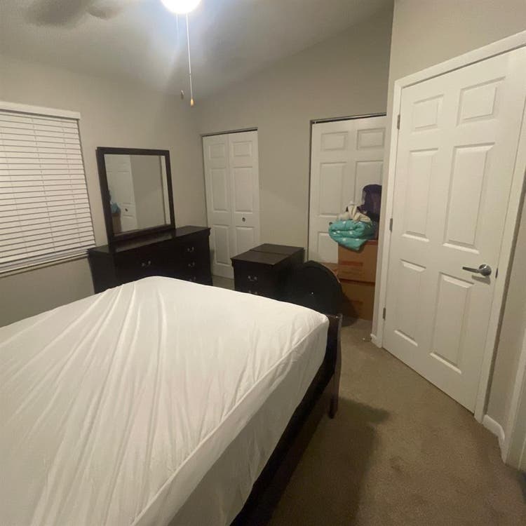Private Room in  Townhouse