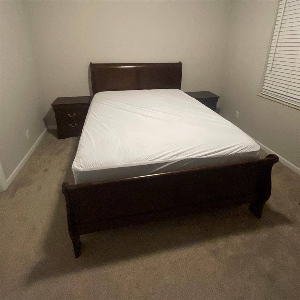 Private Room in  Townhouse