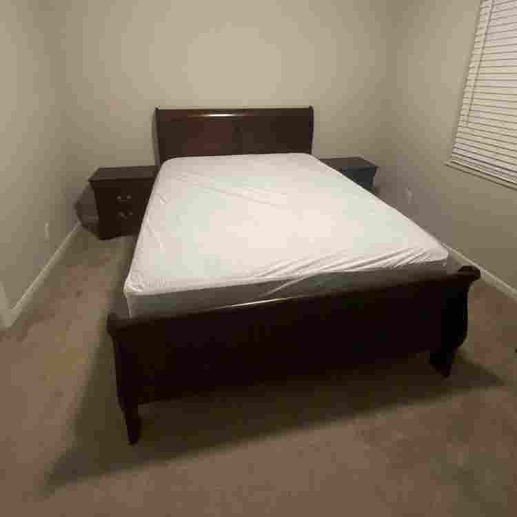 Private Room in  Townhouse