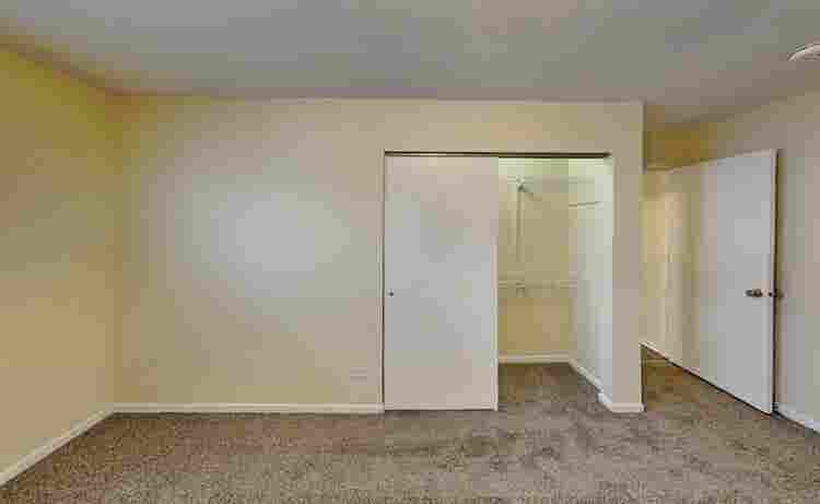 Three bedroom unit - Matteson