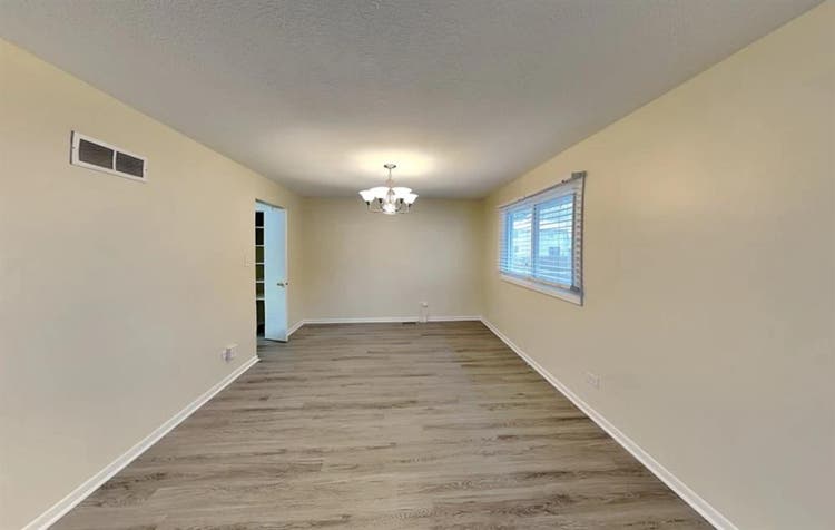 Three bedroom unit - Matteson