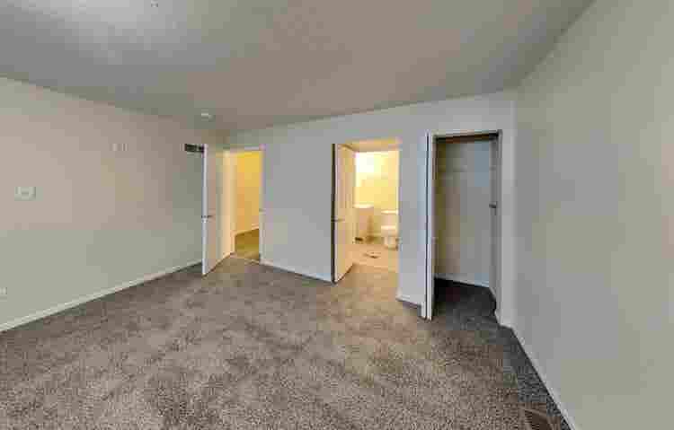 Three bedroom unit - Matteson