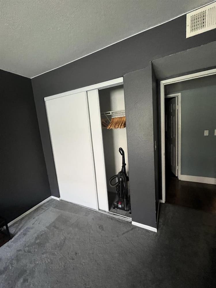 Private Bedroom + Bath  – Van Nuys