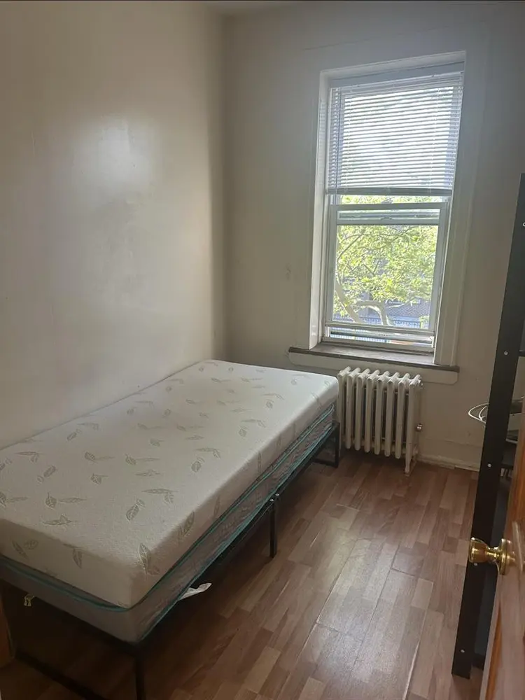 A clean, safe and cute room