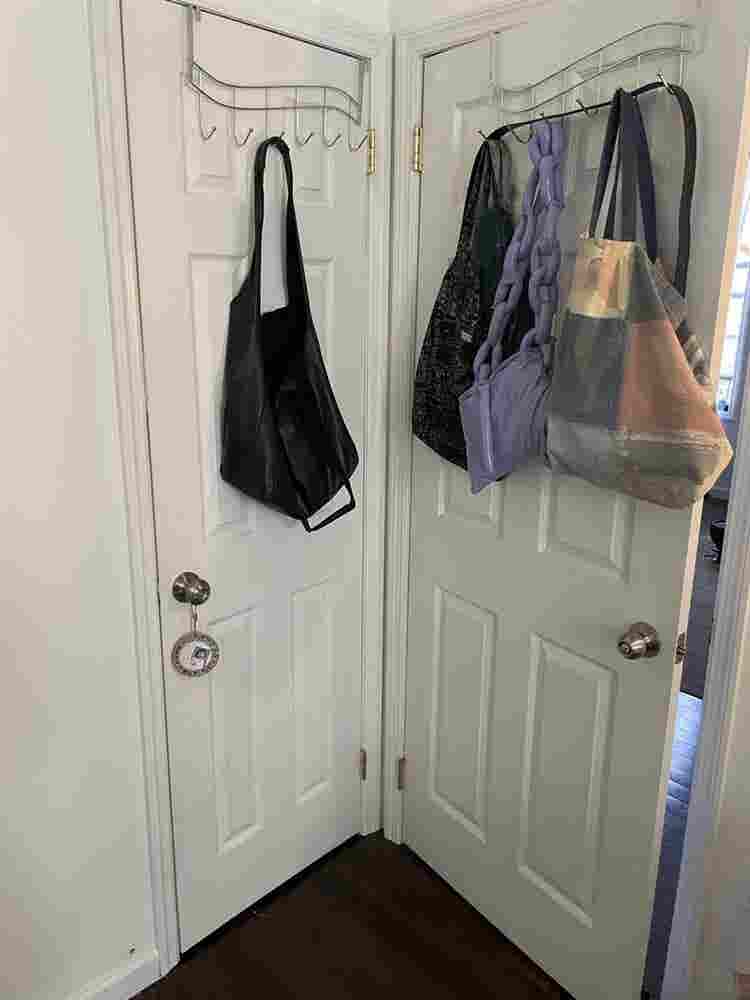 Room w Priv Bathroom in Ridgewood