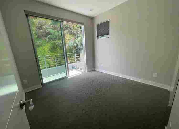 Beautiful luxury La Costa townhome