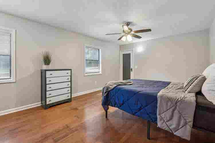 1 BR in Woodstock