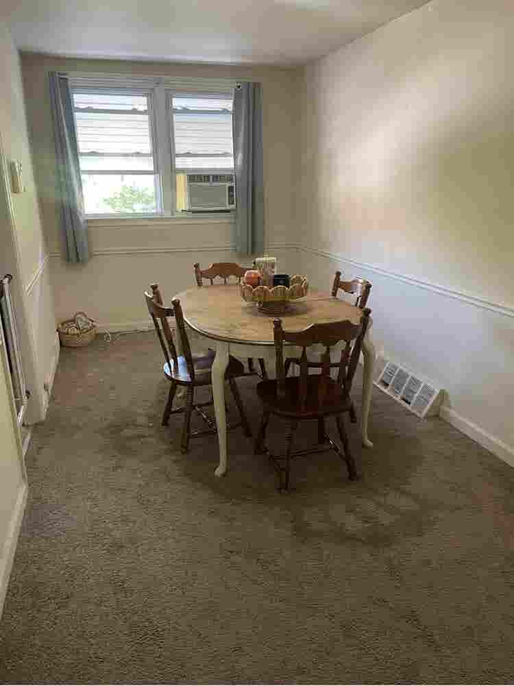 2 Rooms Available- Steps from Wider