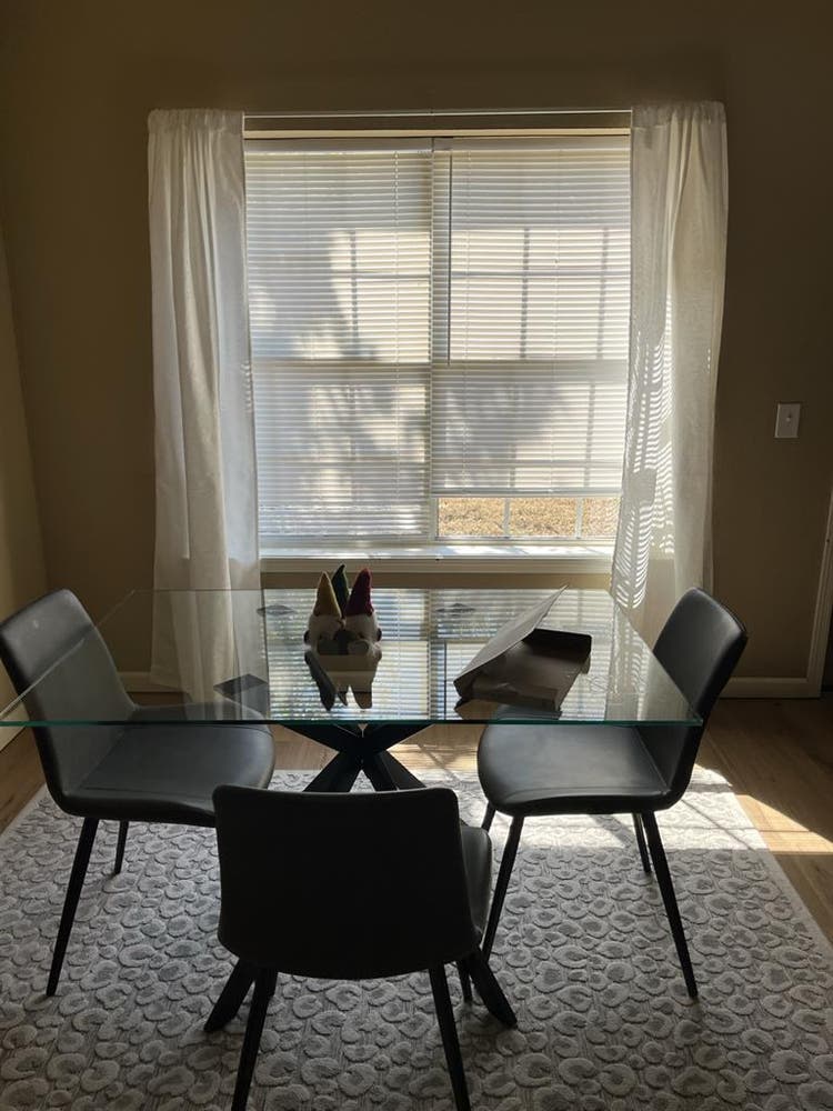 Looking for a housemate!