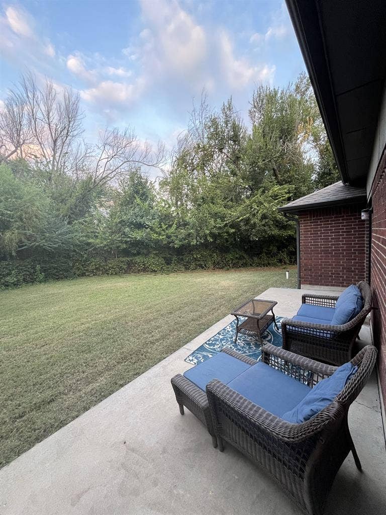 Looking for a housemate!
