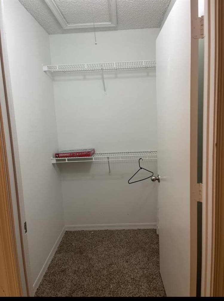 Large room w/bath #
DM