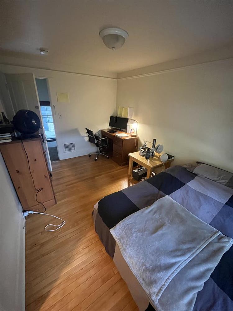 Winter  Sublease