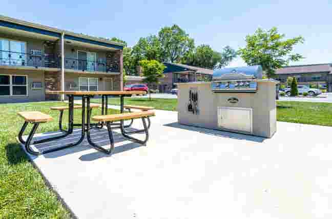 Studio Apartment Sublease