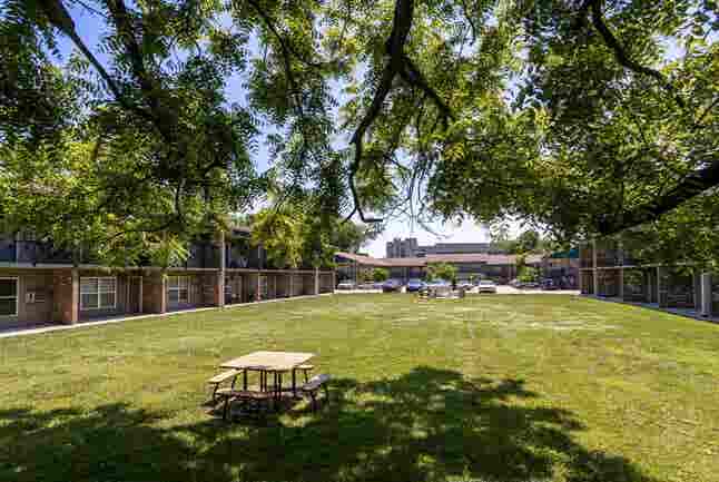 Studio Apartment Sublease