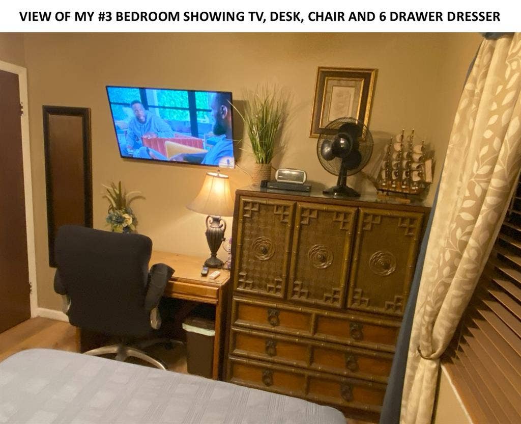 Nice Furn Rm in Comfy Hm-See Pics!