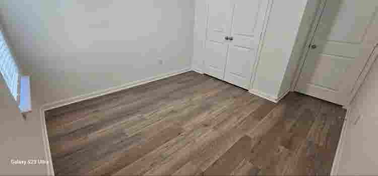 Looking for 2 Roommate