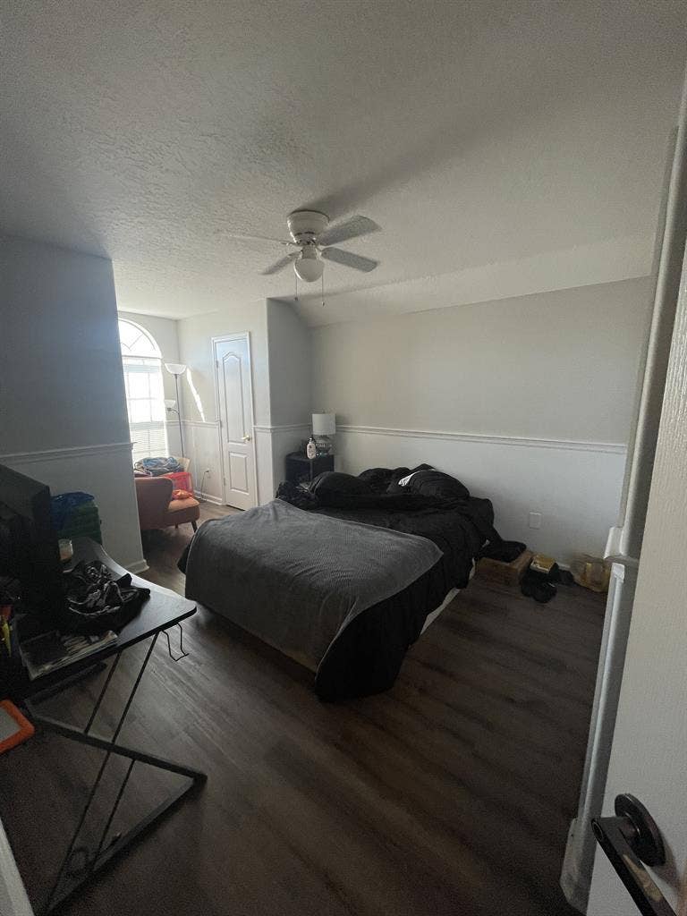 Private room for rent!