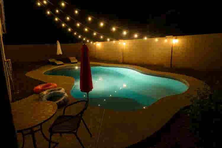 Furnished Full Bed in Home w/ Pool