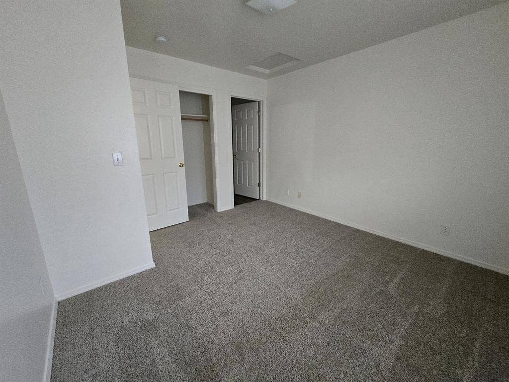 Unfurnished Room for Rent