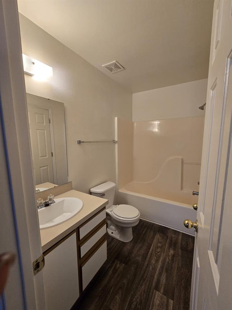 Unfurnished Room for Rent