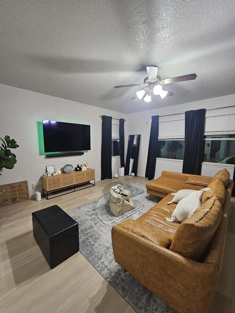 Room for rent near med center/nrg