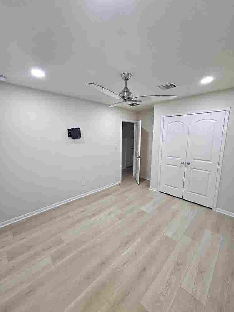 Room for rent near med center/nrg