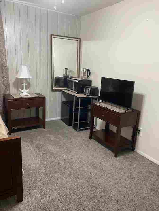 Room in Town Center
