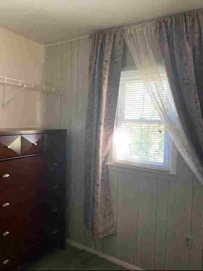Room in Town Center