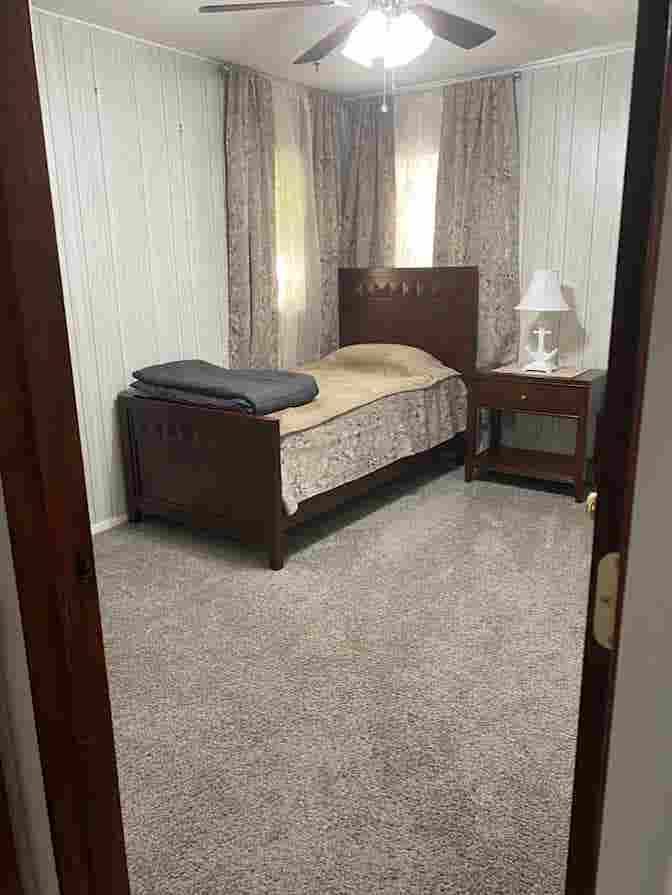 Room in Town Center