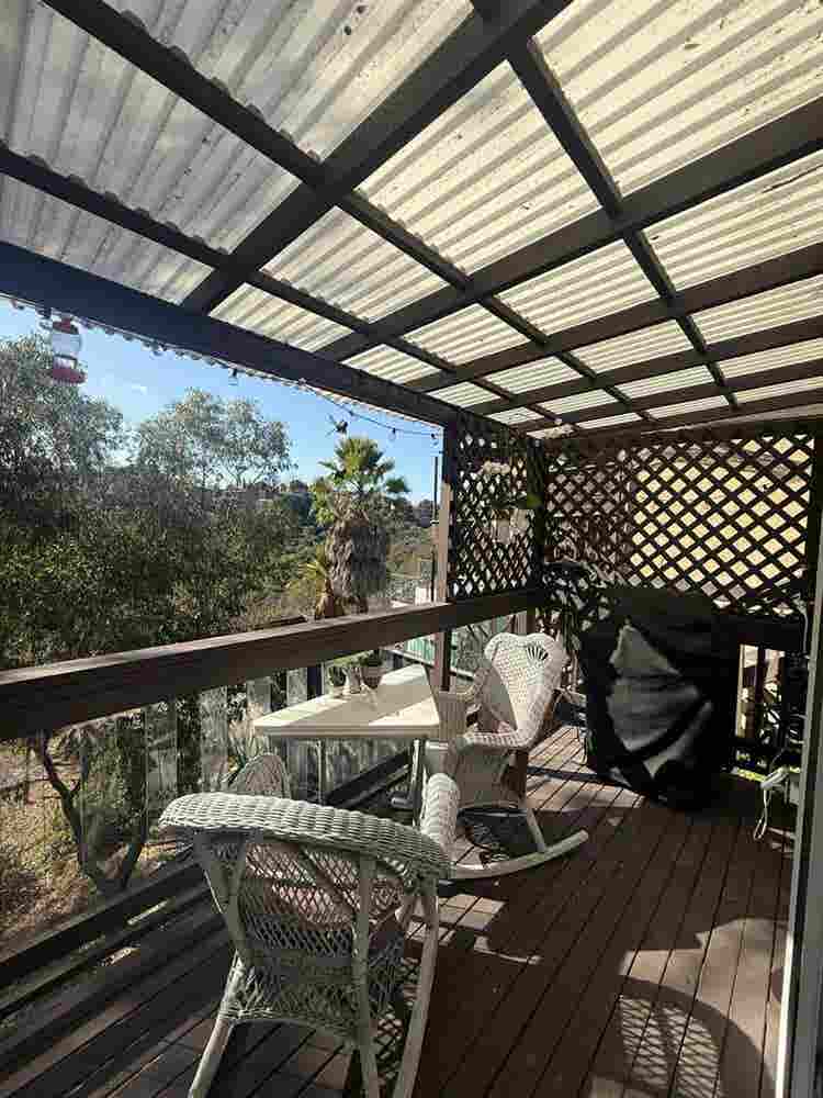 Room for Rent w/ Private Bath Nov 1