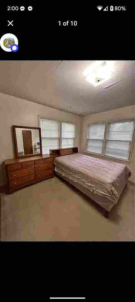 Looking for roommate