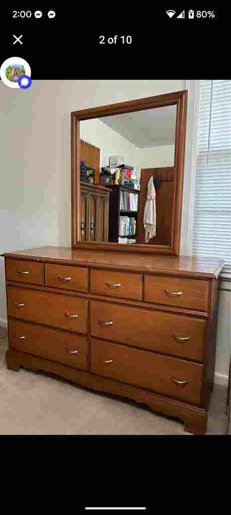 Looking for roommate