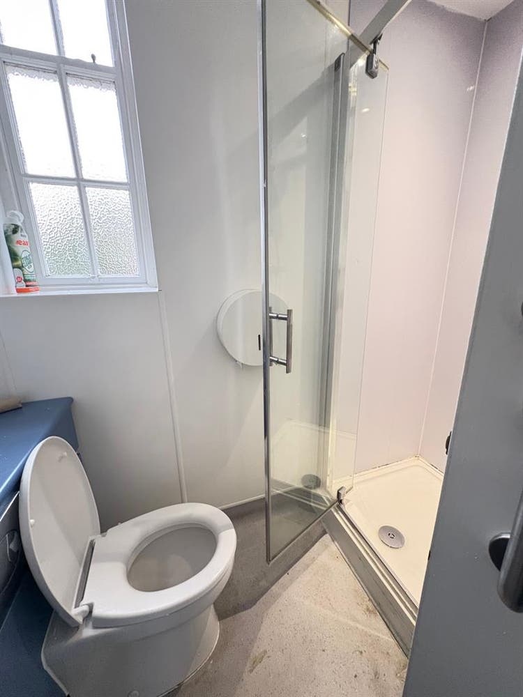 Student Accommodation near Oxstalls