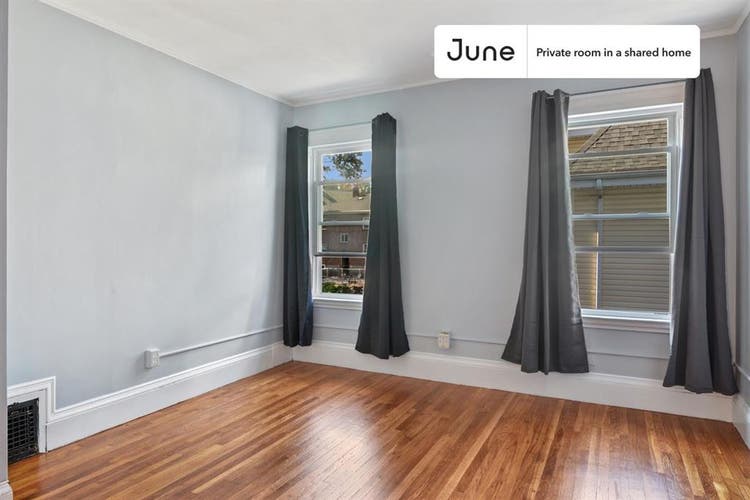 6 BR in Boston