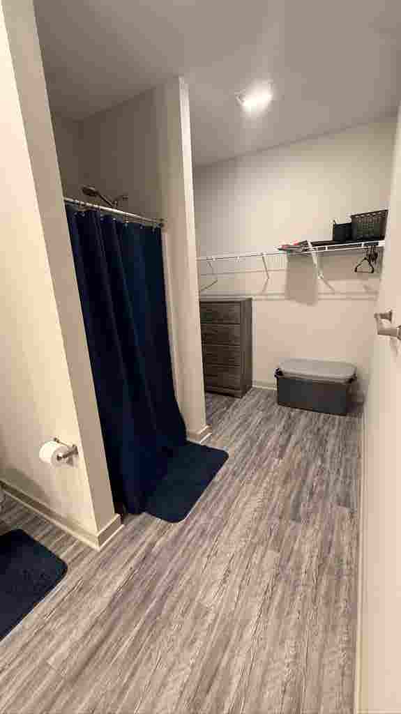 luxury master suite for rent