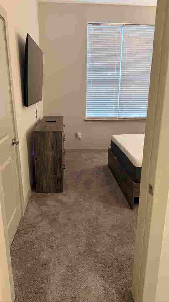 luxury master suite for rent