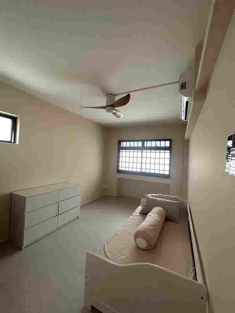 Room for rent in woodlands