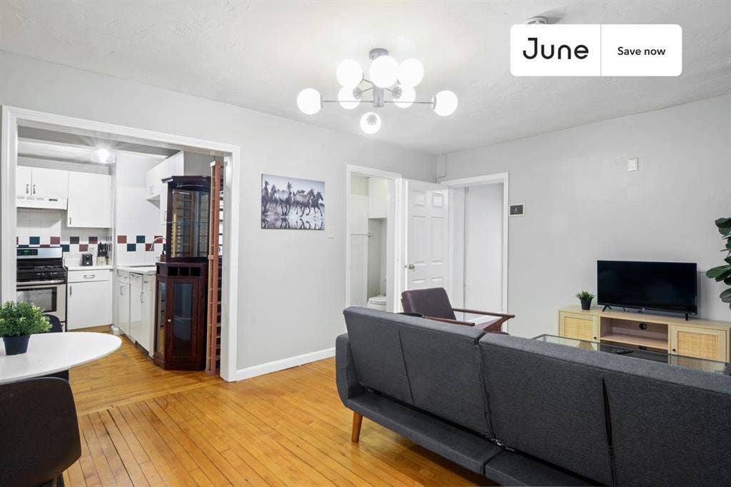 2 BR in Boston